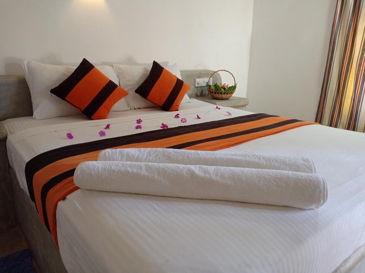 Sunset Safari & Resort كالبيتيا المظهر الخارجي الصورة